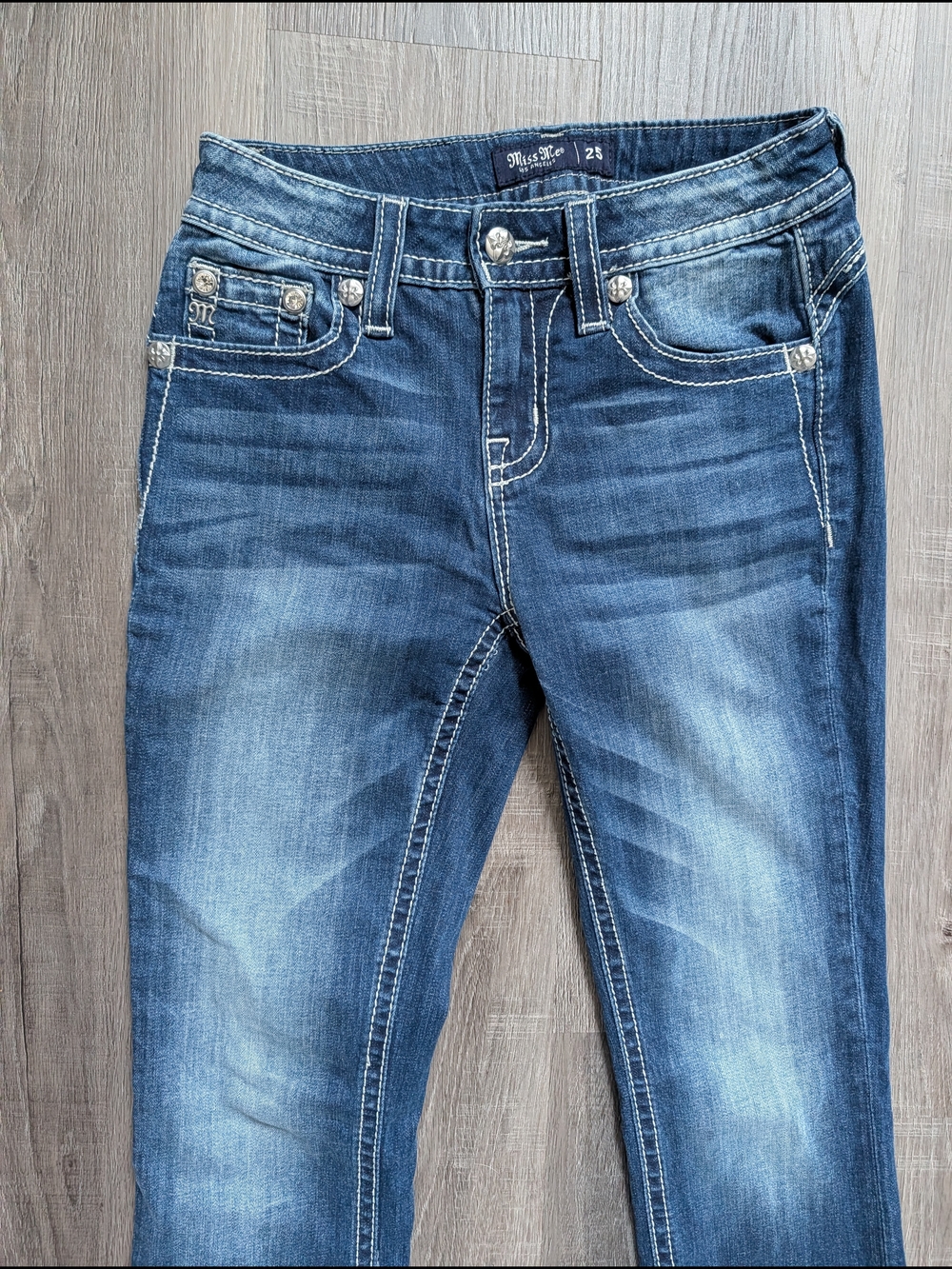 Miss Me Mid-Rise Straight Jeans Size 25 Embellished Pocket Stretch Denim - Picture 2 of 6